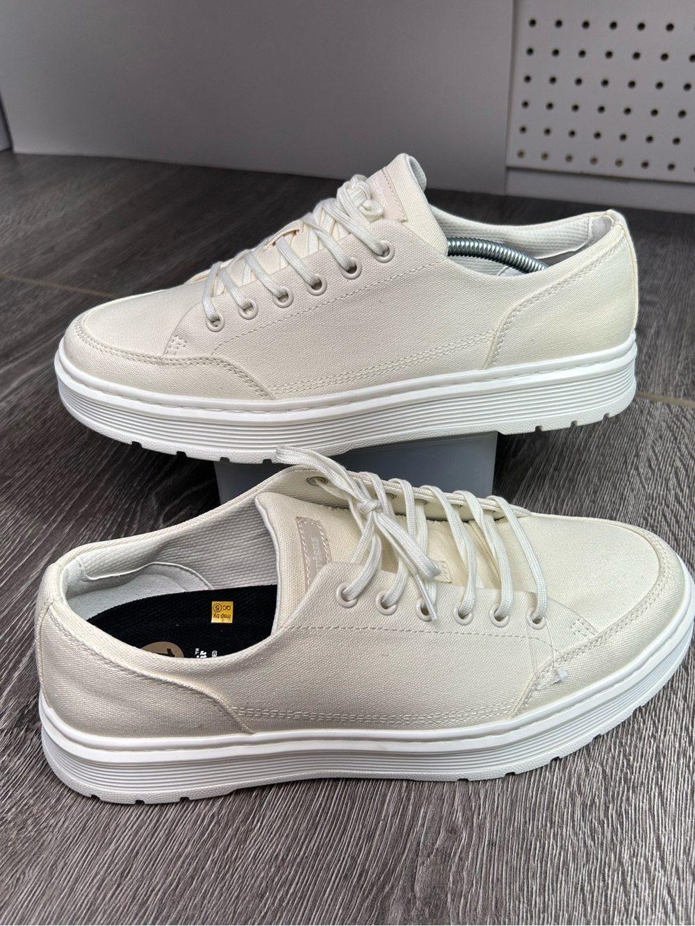 Dr. Martens Brooklyn 6 eye canvas Low-Top Sneakers in Off-White